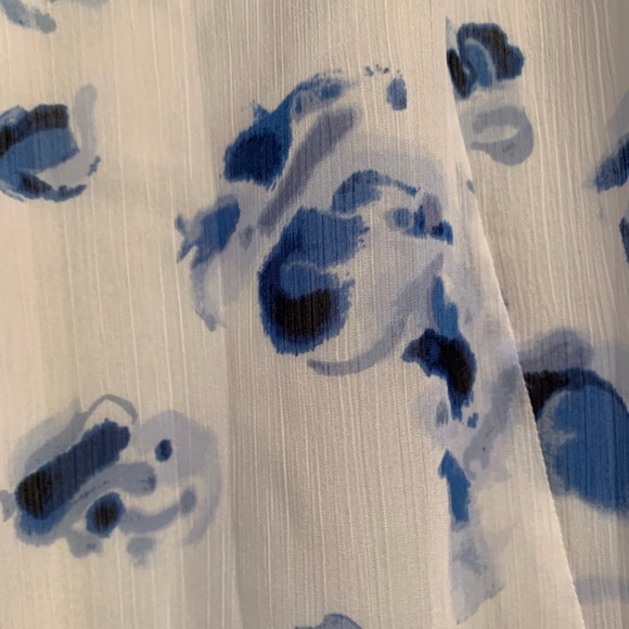 Club Monaco Handkerchief Skirt 🔴 - Picture 5 of 12